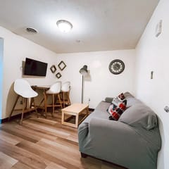 2BR 2BA Downtown Apt | Natural Light + Views