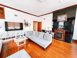 Downtown Apartment | 2 Queen Beds + 60” TV - Image 2
