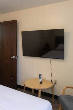 Downtown Studio Retreat | Queen Bed + 55” Smart TV - Image 5