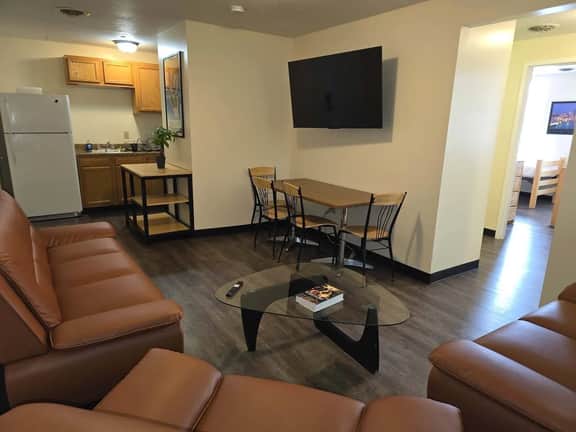 2 Bedroom Downtown Apartment | Perfect for Groups - Image 2