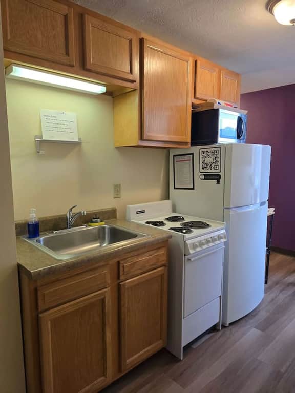 Downtown Pittsburgh Apt | 60” TV + Walk to PPG & C - Image 4