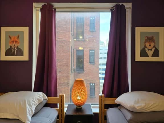 Downtown Pittsburgh Apt | 60” TV + Walk to PPG & C - Image 3