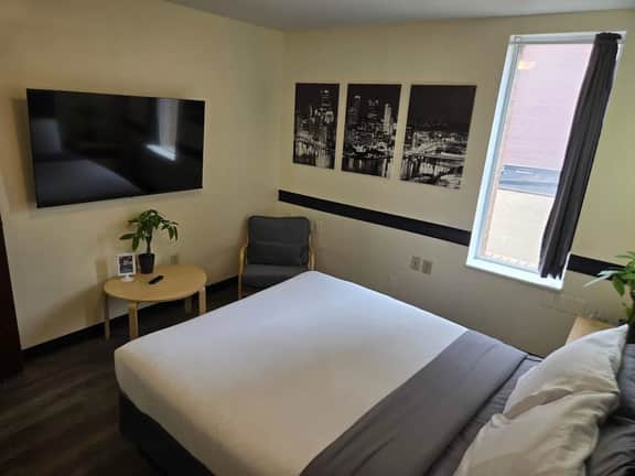 Downtown Studio Retreat | Queen Bed + 55” Smart TV - Image 2