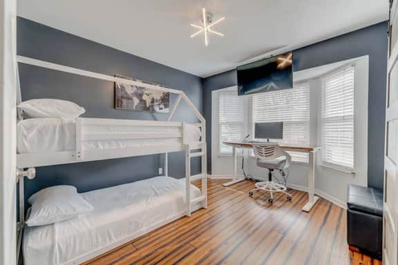 Remodeled and Inviting  Free EV Charging Station L - Image 4