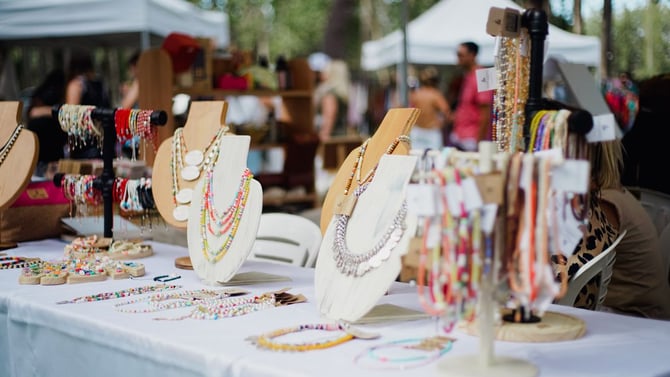 Blog - Handmade Arcade 2026: Pittsburgh's Indie Craft Fair Guide and Downtown Stays